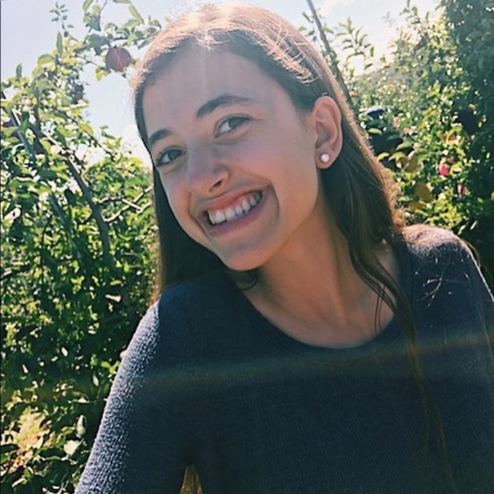 Meet your Posher, Klara